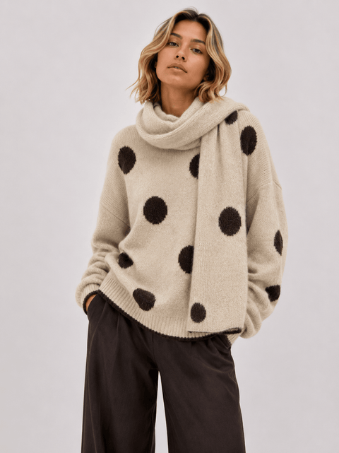 Pull Maille avec Écharpe Assortie – Collection à Pois AP201