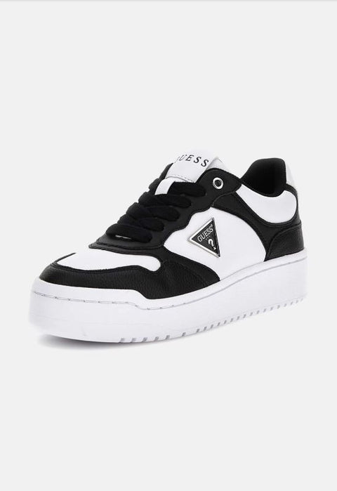 Baskets Guess pour femme noires et blanches — vue principale