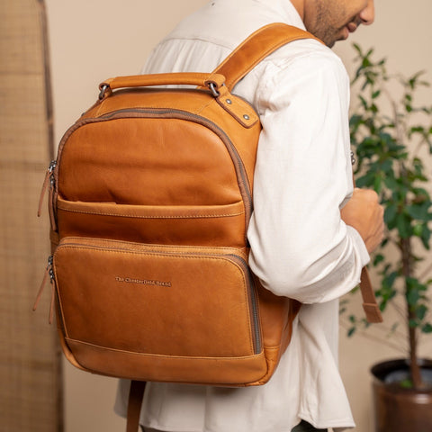 Sac à Dos Ordinateur The Chesterfield Brand en Cuir Austin Cognac